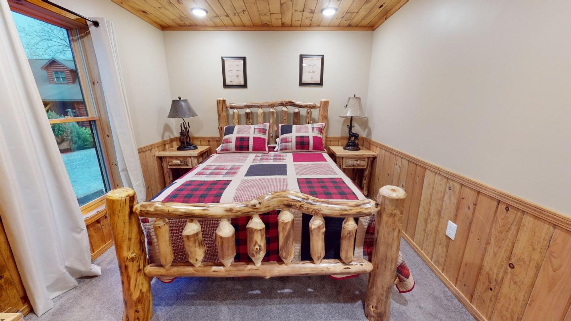 Rough Cut Hotel 3*