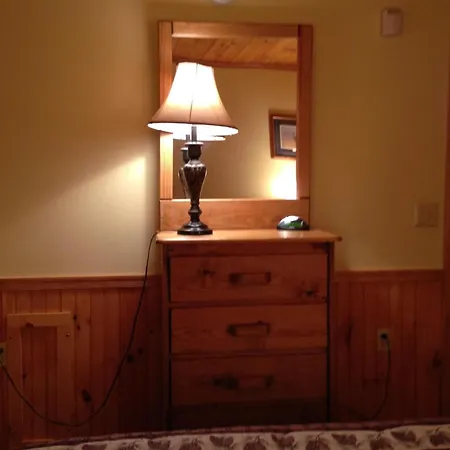 Rough Cut Lodge Gaines Room photo