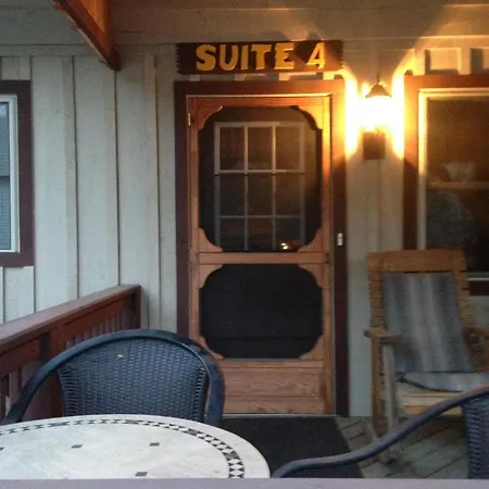 Rough Cut Lodge Gaines Room photo