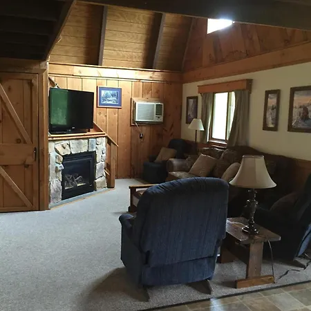 Rough Cut Lodge Gaines Room photo