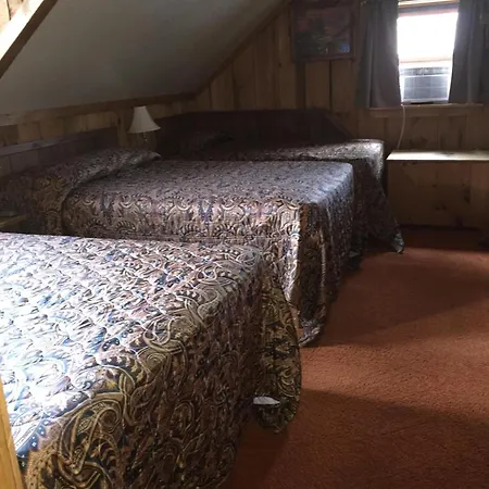 Rough Cut Lodge Gaines Room photo