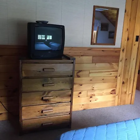 Rough Cut Lodge Gaines Room photo