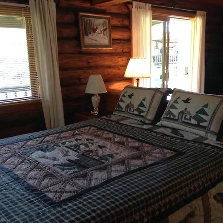 Rough Cut Lodge Gaines Room photo