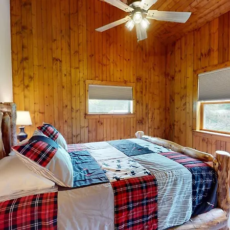 Rough Cut Lodge Gaines Exterior photo