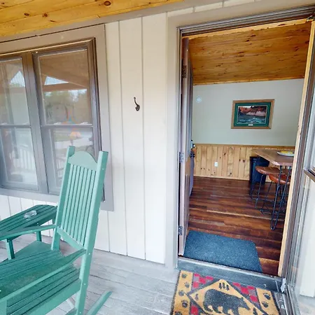 Rough Cut Lodge Gaines Exterior photo
