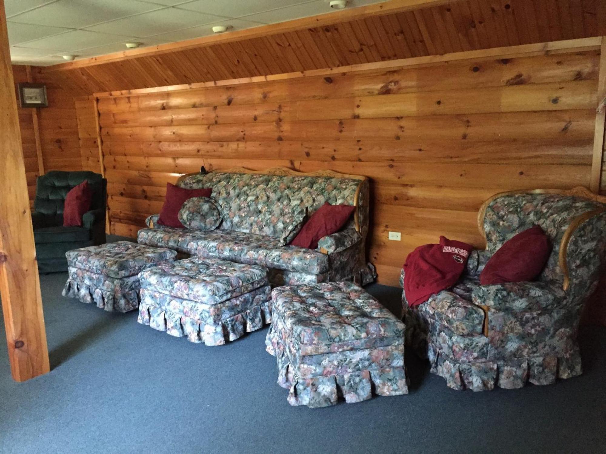Rough Cut Hotel 3*